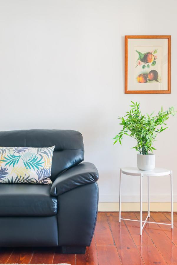Almirante Home With 3 Bedrooms Lisbon Bagian luar foto