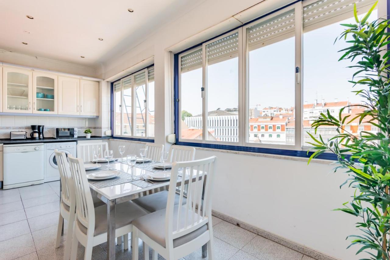 Almirante Home With 3 Bedrooms Lisbon Bagian luar foto
