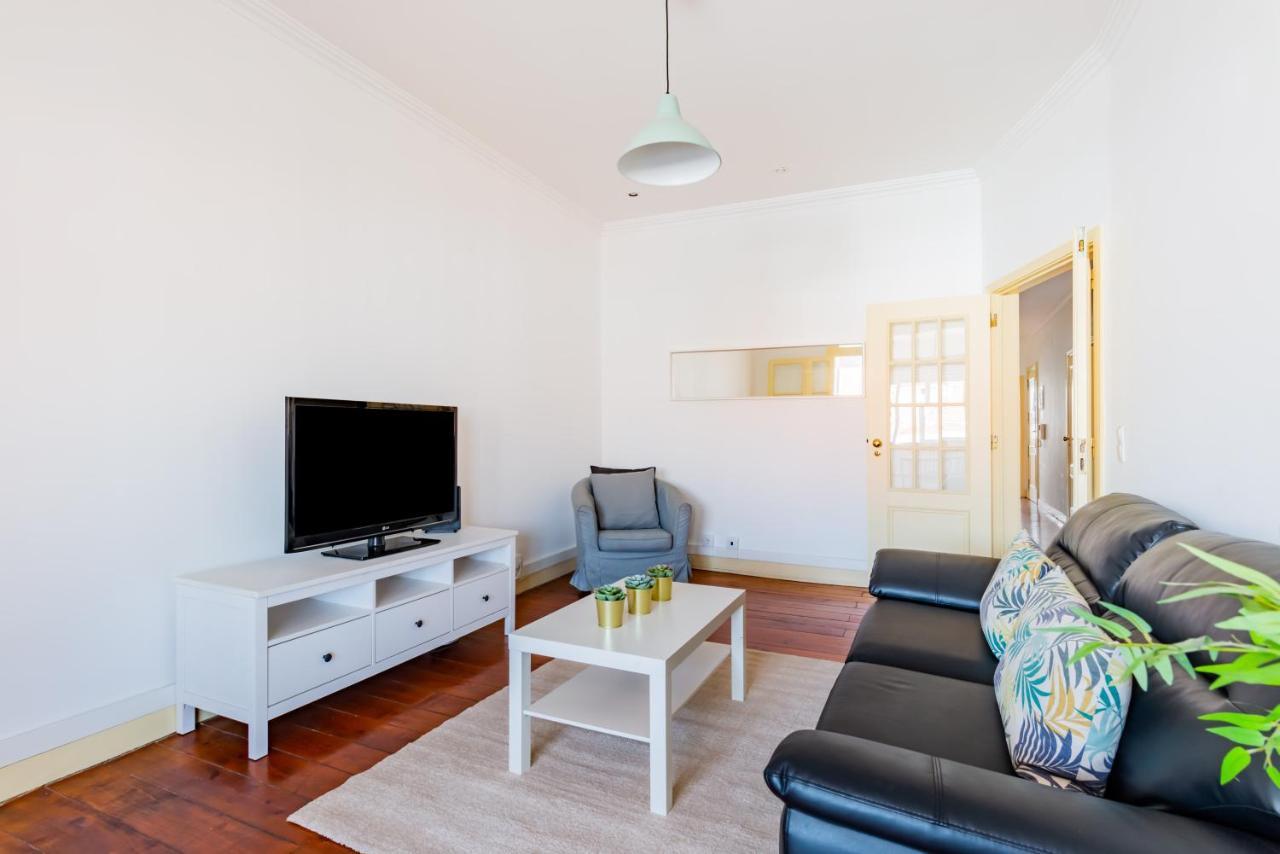 Almirante Home With 3 Bedrooms Lisbon Bagian luar foto
